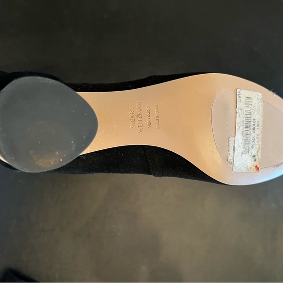 Stuart Weitzman NWT  size 6.5 black suede pull on booties. Perfect heel - Picture 6 of 8